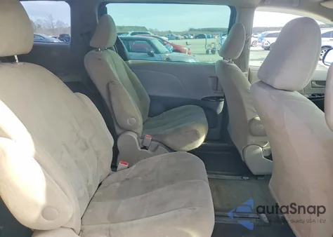 2011 Toyota Sienna из США, поврежденный, VIN 5TDZK3DC1BS032172